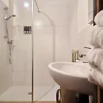 Casa *