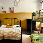 Casa *