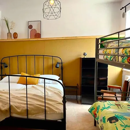 Casa *